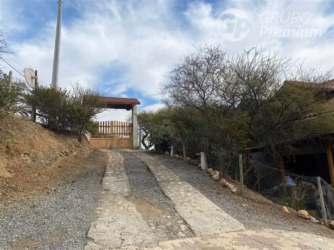 Casa en venta de 3 dorm. en Curacaví - Imagen 2