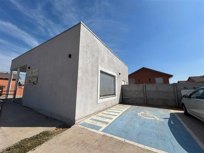 Local Comercial NUEVO A ESTRENAR / El Peumo con Av. Colina