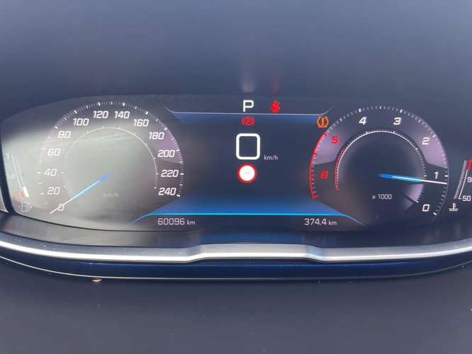 PEUGEOT 5008 2023