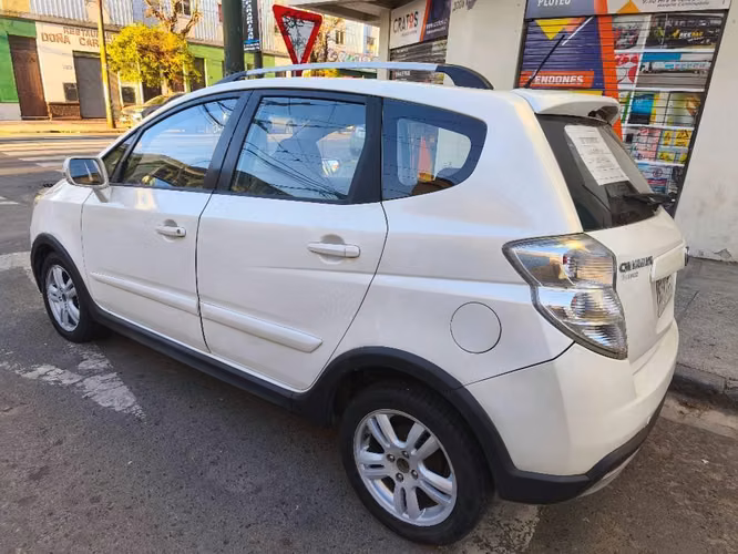 Changan CS1 2014 - Imagen 2