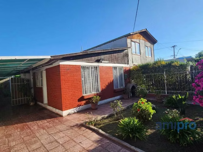 Venta casa con excelente conectividad Maipú (182498)