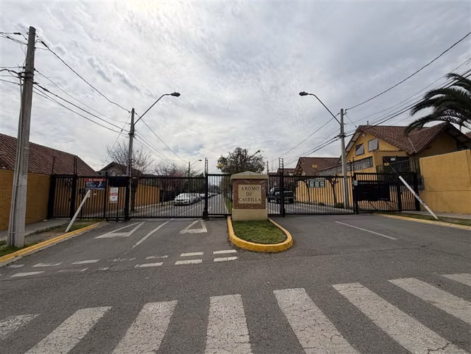 MARAVILLOSA PROPIEDAD DENTRO DE CONDOMINIO SIN PAGO DE GGCC. - Imagen 39