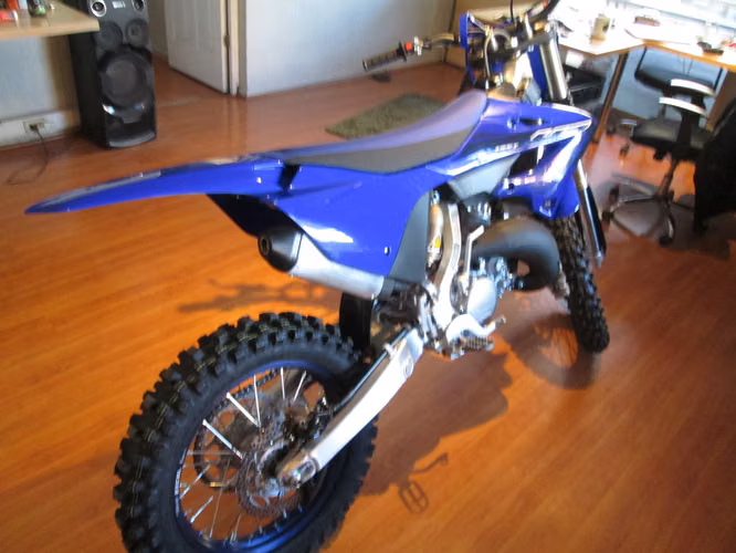 YAMAHA YZ 125X 2024 - Imagen 3