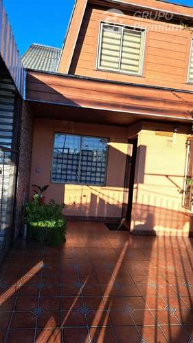 Casa con local comercial en venta . Los Angeles Bio-Bio