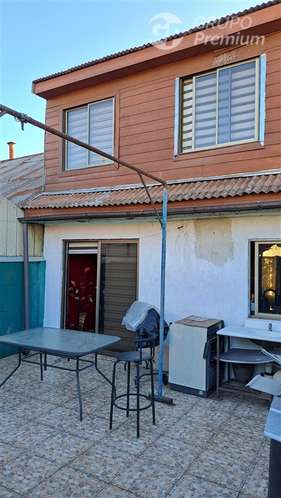 Casa con local comercial en venta . Los Angeles Bio-Bio
