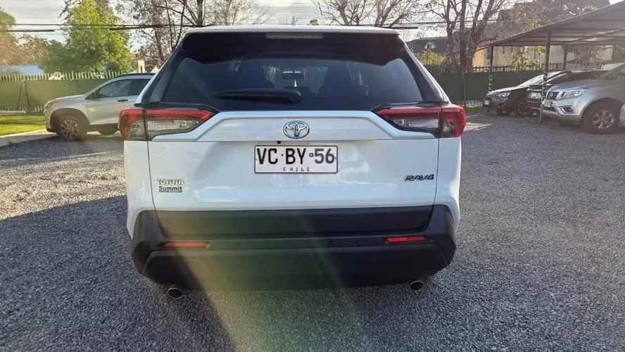 Vendo toyota rav4 año 2025 impecable