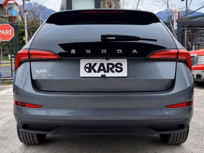 SKODA SCALA  2024