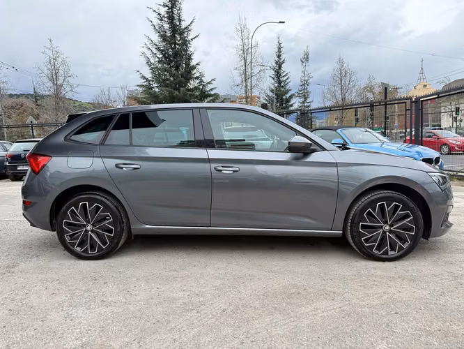SKODA SCALA  2024