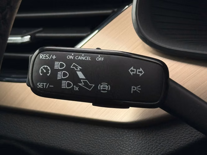 SKODA SCALA  2024