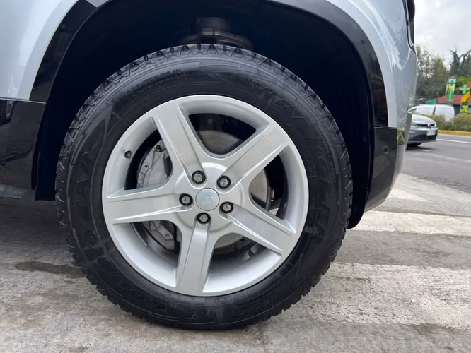 LAND ROVER DEFENDER 110 X DYNAMIC   2024