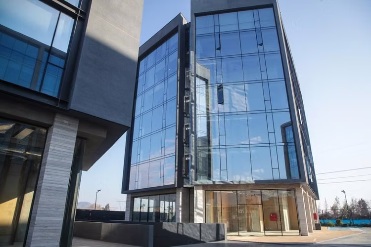 OFICINA Oficina en VENTA o ARRIENDO en Parque Empresarial Machalí