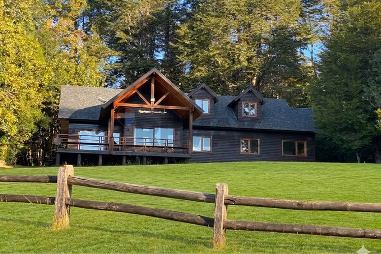 Venta: de casa en parcela, pucón