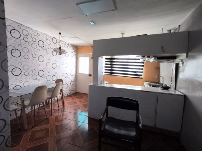 Casa ENTRE VLADIMIR SAAVEDRA Y LUIS LICHTENSTEIN - Imagen 2