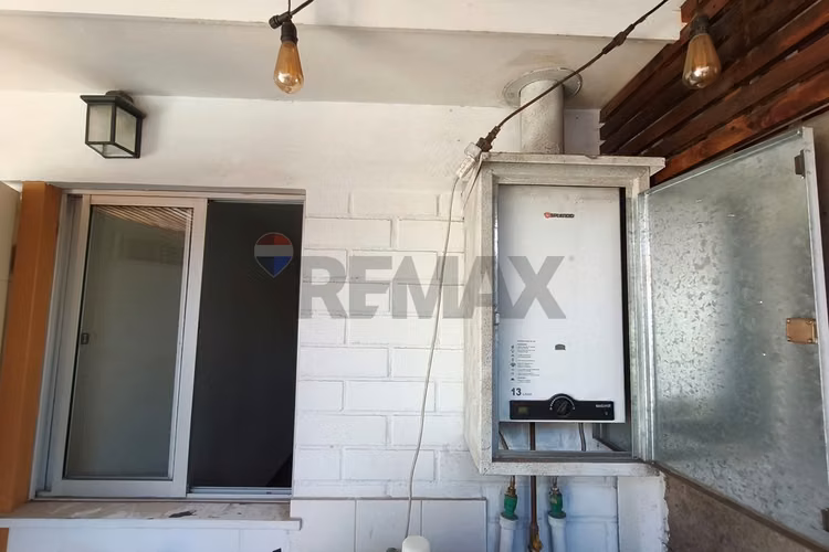 Casa de 2 pisos en arriendo,  3 d 2 b en macul - Imagen 29