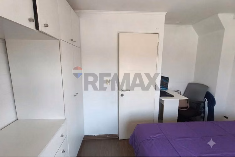 Casa de 2 pisos en arriendo,  3 d 2 b en macul - Imagen 16