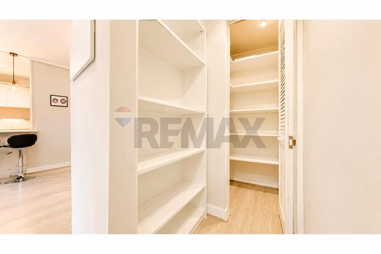 Departamento con patio y est.privado - Imagen 12