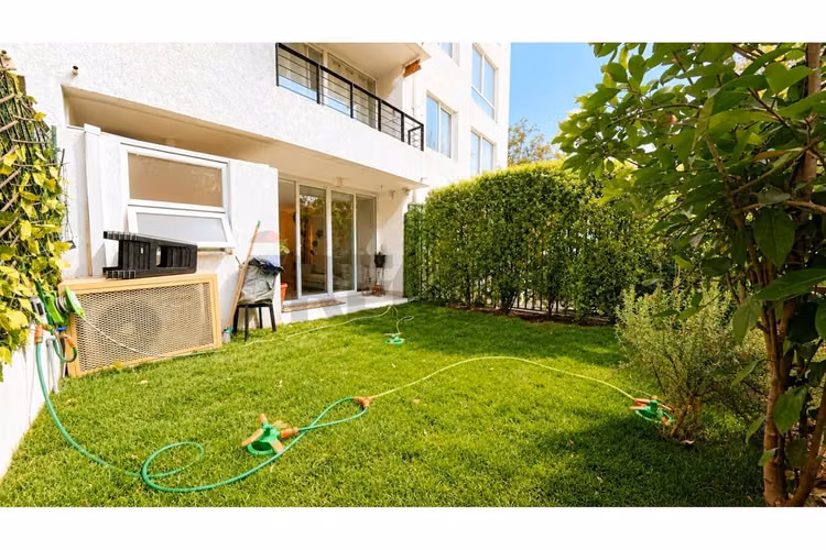 Departamento con patio y est.privado - Imagen 20