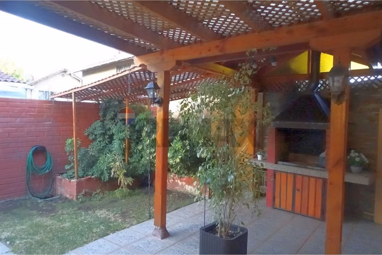 Casa 4d y 3b a pasos metro protectora - Imagen 10