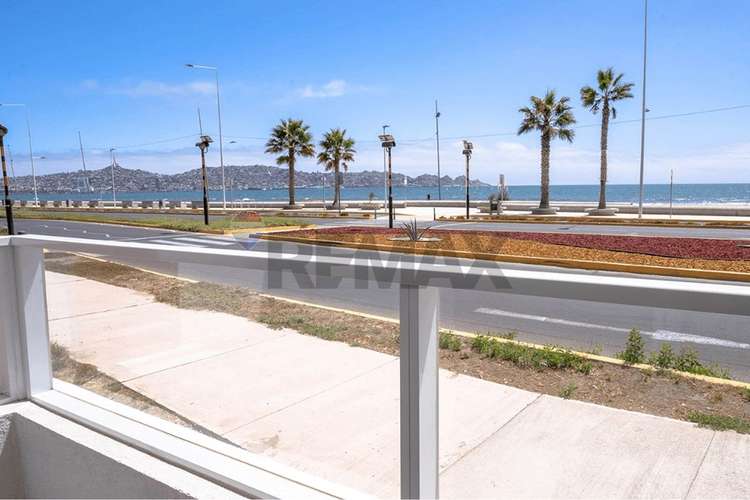 Venta en verde: deptos frente al mar av costanera - Imagen 4
