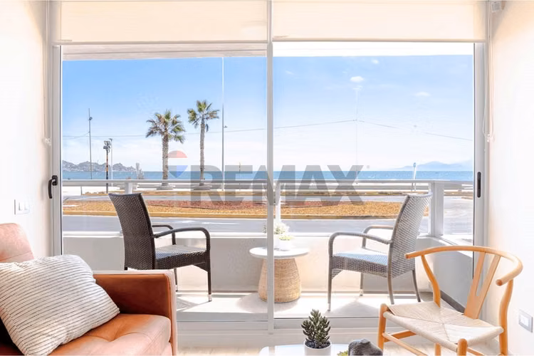 Venta en verde: deptos frente al mar av costanera