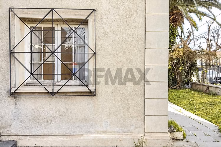Suarez mujica, casa estilo frances - Imagen 3