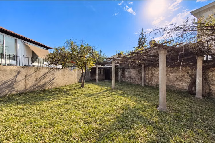Suarez mujica, casa estilo frances - Imagen 5