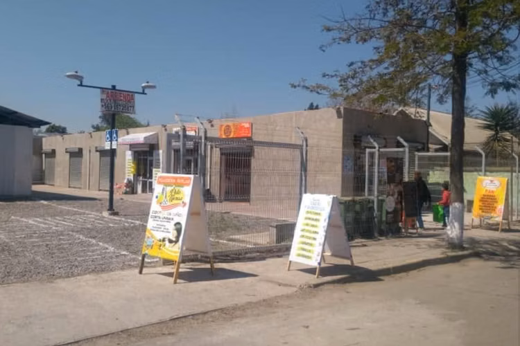 LOCAL COMERCIAL EN VENTA A PASOS DE AV V MACKENNA, PEÑAFLOR