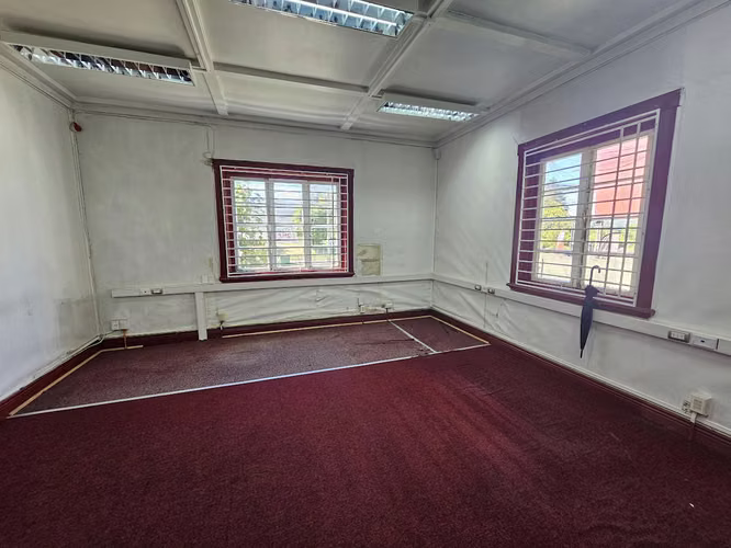 VENTA GRAN CASONA NO PATRIMONIAL  EN VALDIVIA