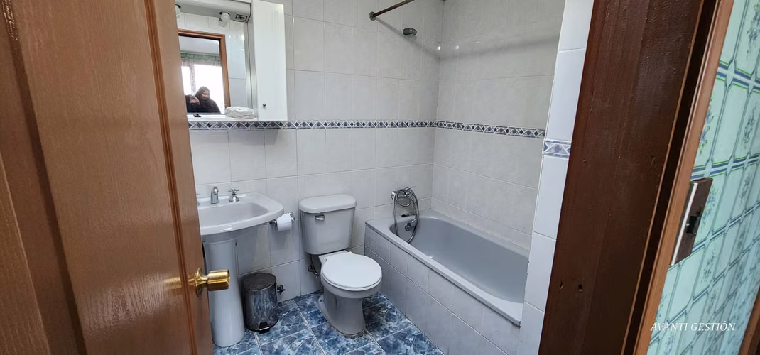 VENTA CASA PARA USO COMERCIAL EN SECTOR MIRAMAR - Imagen 6