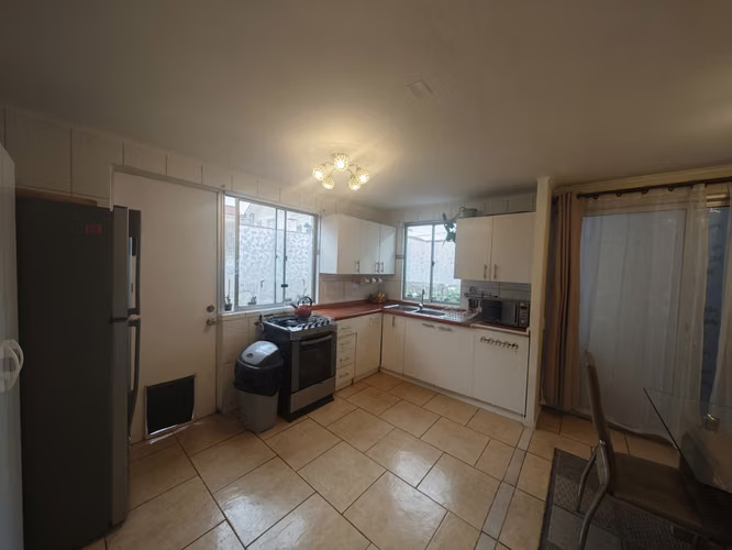HERMOSA CASA DE 3 DORMITORIOS 3 BAÑOS EN PADRE HURTADO - Imagen 15