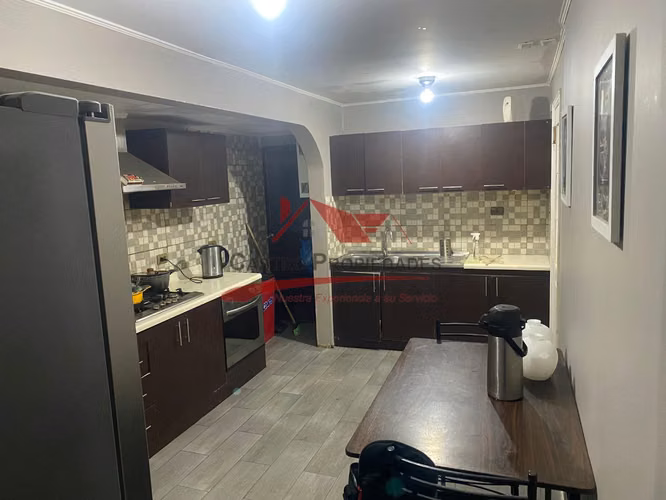 HERMOSA CASA CON PISCINA, 4HAB 2 BAÑ, LAMPA - Imagen 12