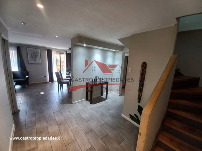 HERMOSA CASA CON PISCINA, 4HAB 2 BAÑ, LAMPA - Imagen 6
