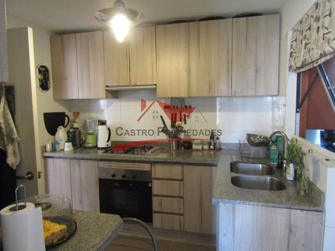 VENTA CASA DOS PISOS, 4 HAB 2BAÑ, QUILICURA - Imagen 9