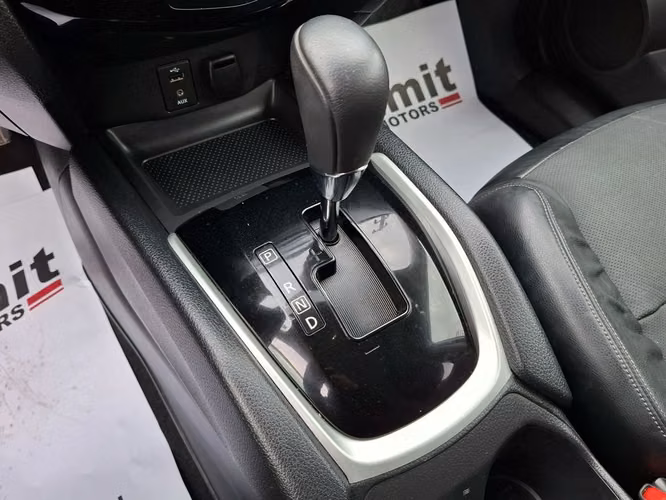 NISSAN X-TRAIL 2018