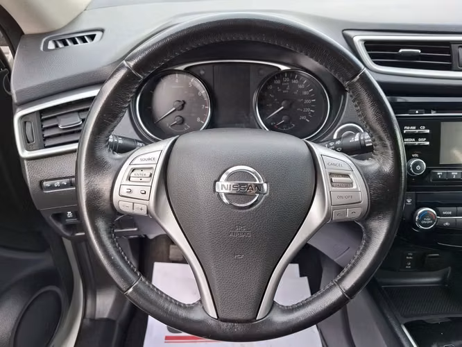 NISSAN X-TRAIL 2018