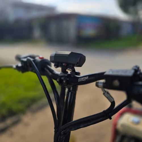 Monopatín scooter 150cc