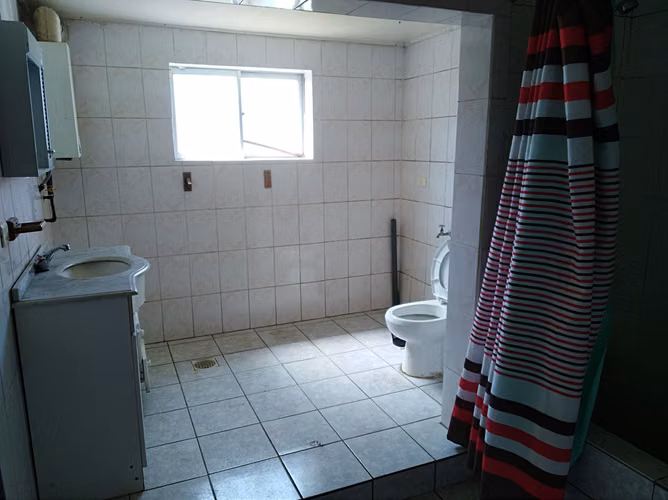 Propiedad amplia con casa, oficina y galpon, Lomas Coloradas, San Pedro. - Imagen 8