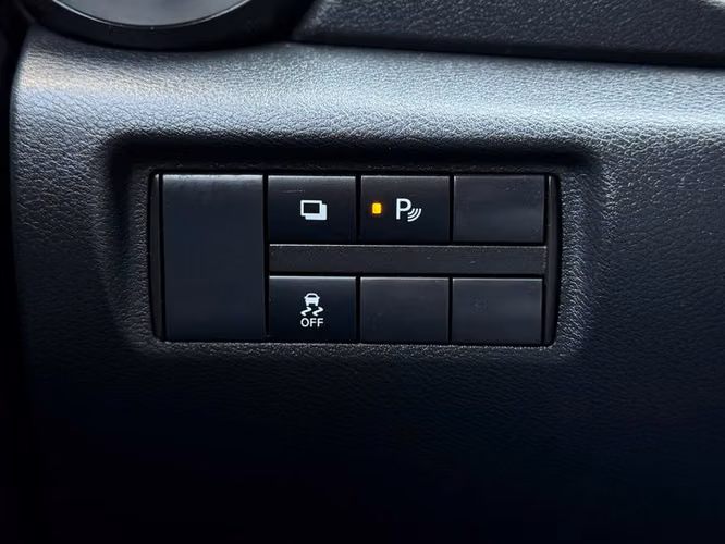 NISSAN VERSA SENSE MT - 2021 | 4598 - Imagen 16