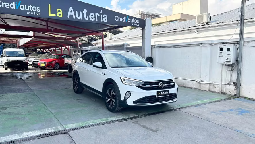 Volkswagen Nivus HIGHLINE TSI 1.0 AUT (2022) - Imagen 2