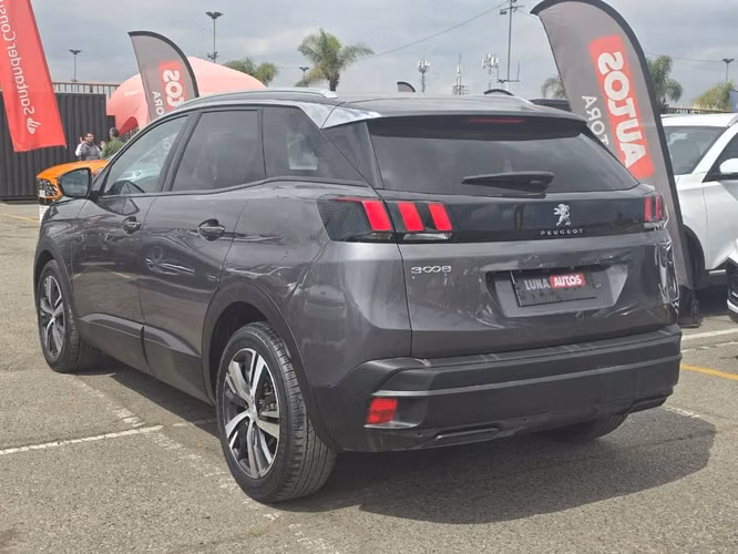 PEUGEOT 3008 2023 - Imagen 6