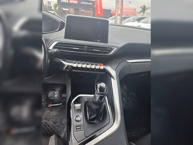 PEUGEOT 3008 2023 - Imagen 11