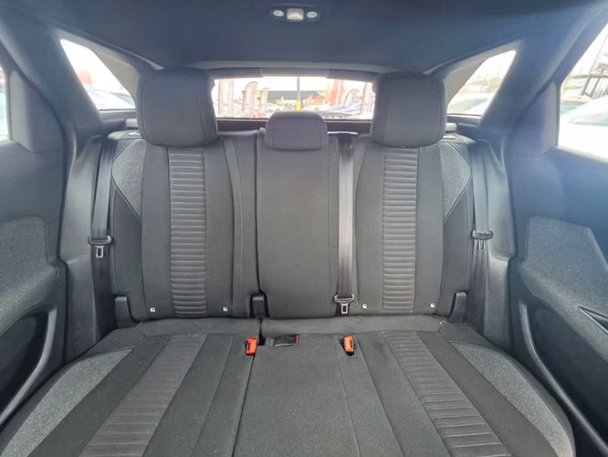 PEUGEOT 3008 2023 - Imagen 15