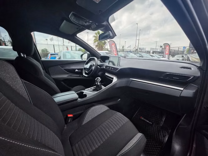PEUGEOT 3008 2023 - Imagen 12