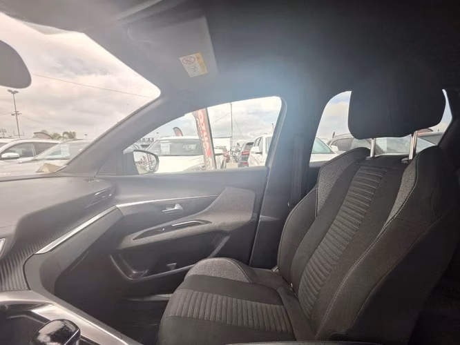 PEUGEOT 3008 2023 - Imagen 14