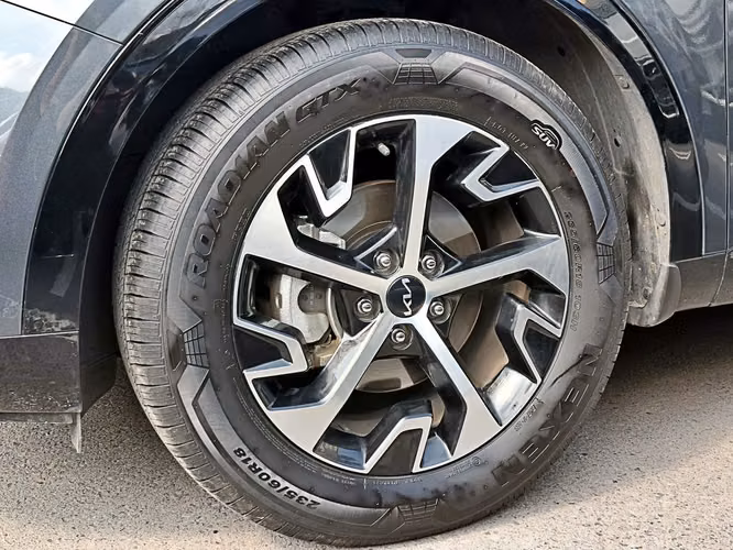 KIA SPORTAGE 2023 - Imagen 4