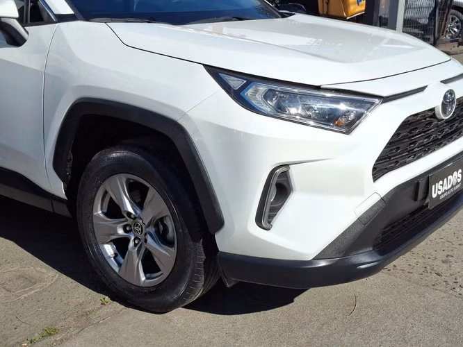 TOYOTA RAV4 2024 - Imagen 5