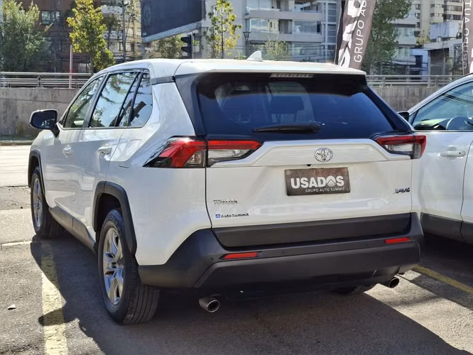 TOYOTA RAV4 2024 - Imagen 10