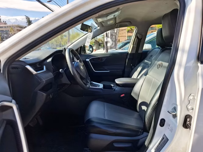 TOYOTA RAV4 2024 - Imagen 14