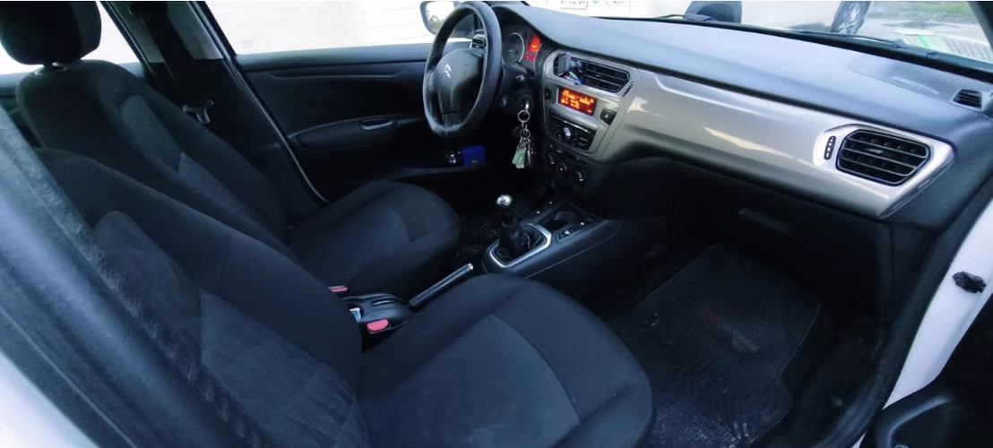 Citroën C-Elysée año 2019, motor diésel - Imagen 10