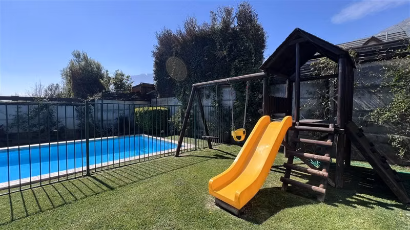 Amplio terreno plano 482m + piscina 8x5 + estac.x6 autos - Imagen 24